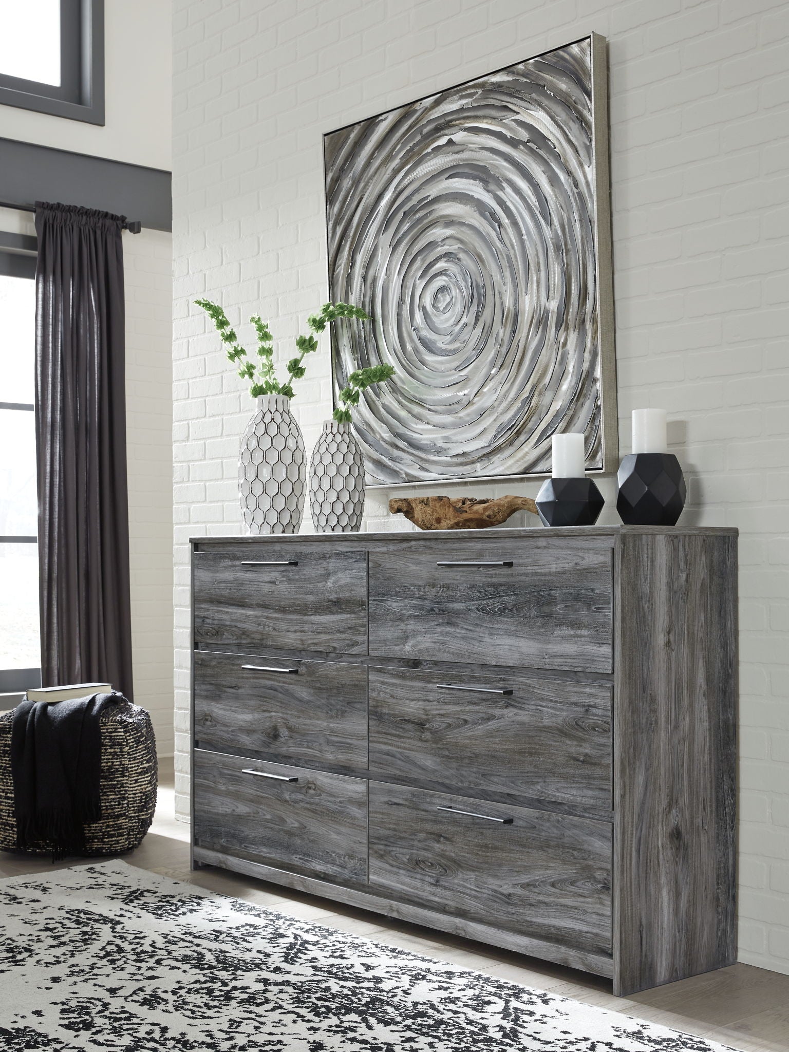 Baystorm - Six Smooth Drawer Dresser