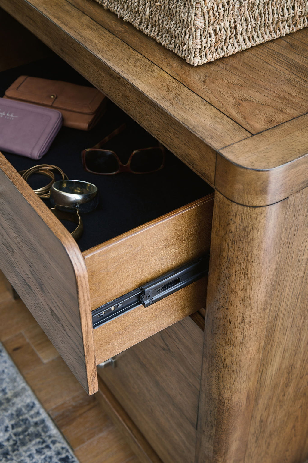 Cabalynn - Dresser And Mirror - Light Brown