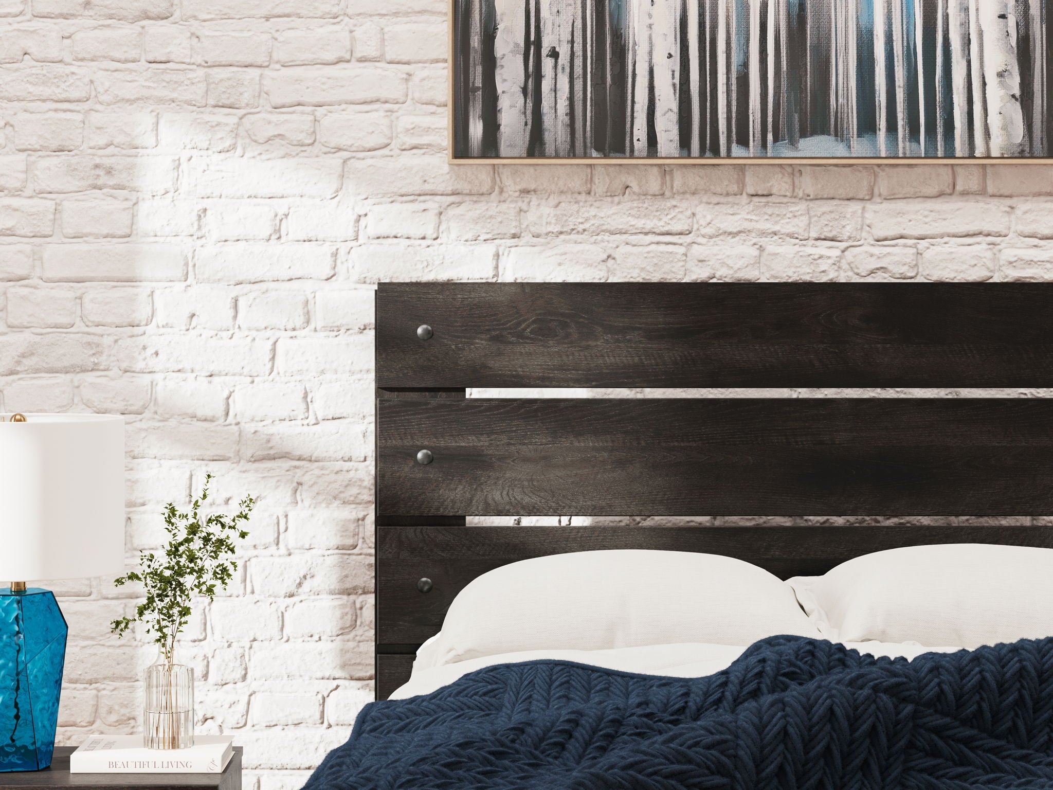 Hollivern - Panel Bed