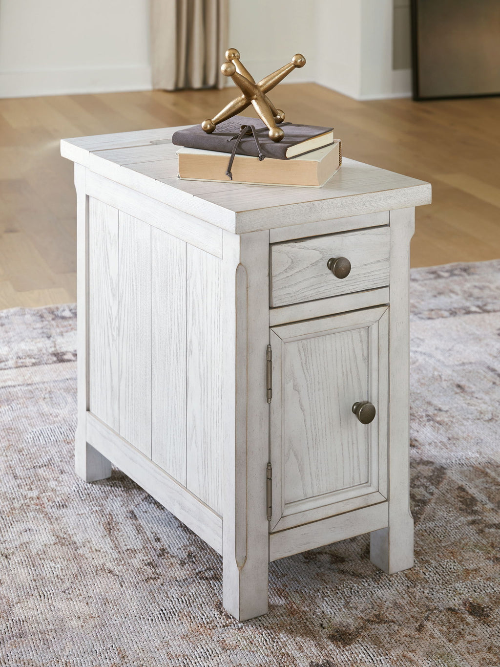 Robbinsdale - Table